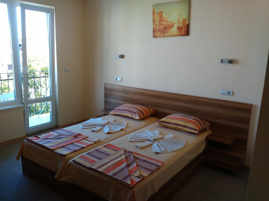 Fits Guest House พรีมอร์สโก ภายนอก รูปภาพ